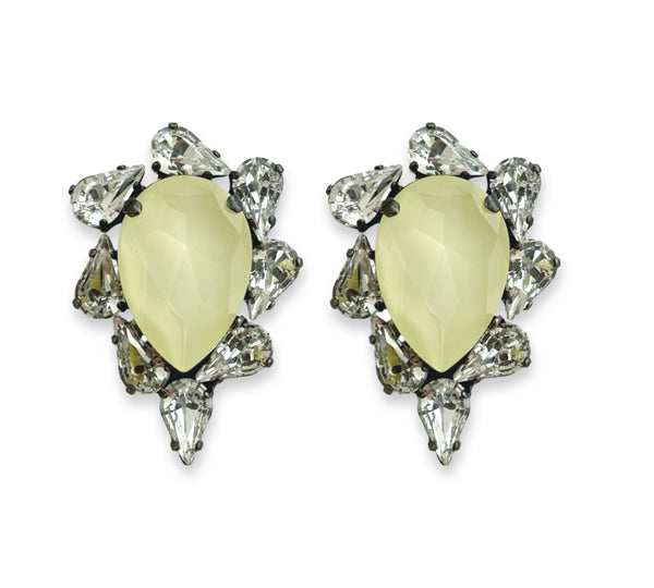 Dynasty Satine Powder Yellow Studs