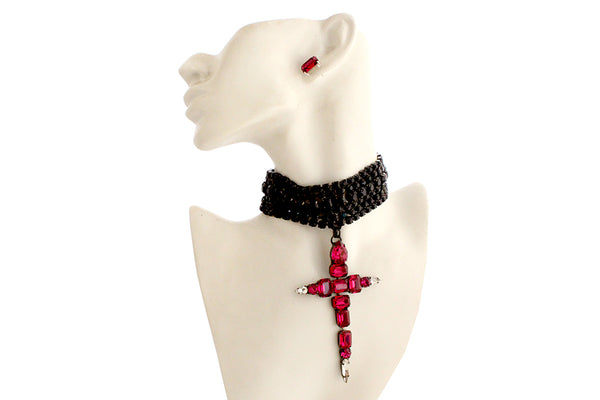 La Croix Dynasty Fuchsia Crucifix Choker