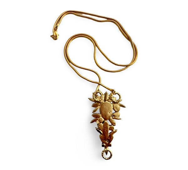 GOLDEN WREATH PENDANT NECKLACE - JSS