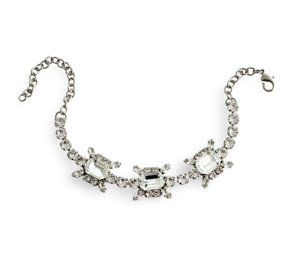 Dynasty Kitty Crystal Choker