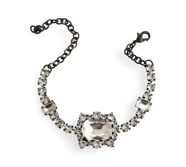 Dynasty Diana Crystal Choker