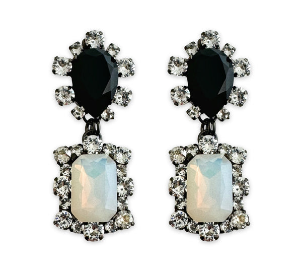 Dynasty Reign Noir Blanc Earrings