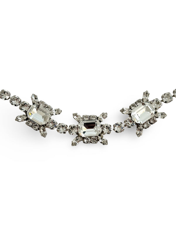 Dynasty Kitty Crystal Choker